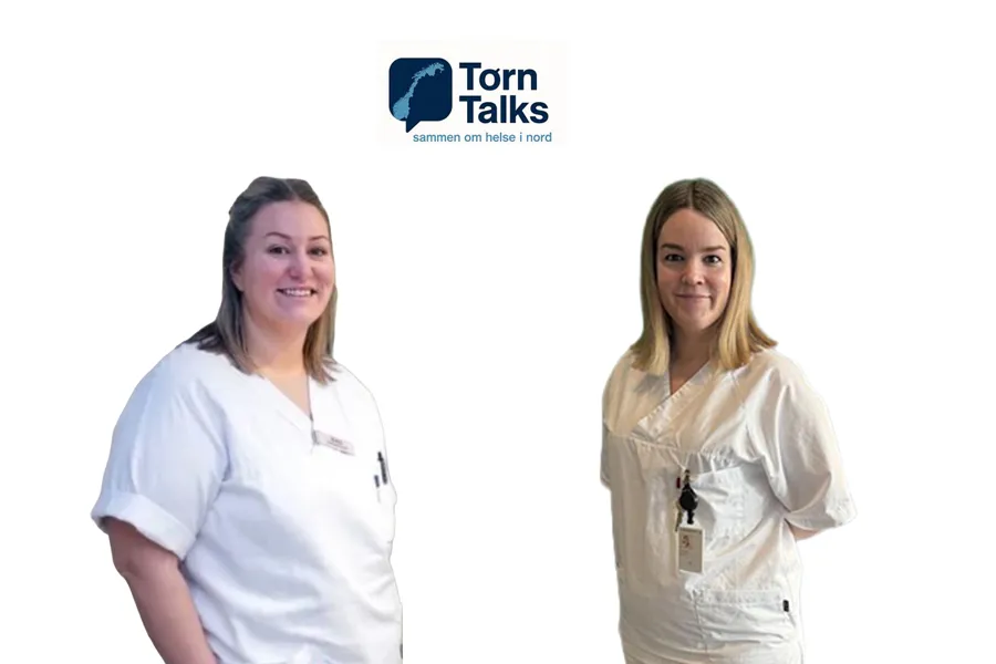 Et par kvinner som smiler