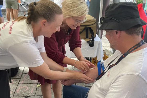 Statsråden tapper blod av prosjektleder Bent-Ove Jamtli