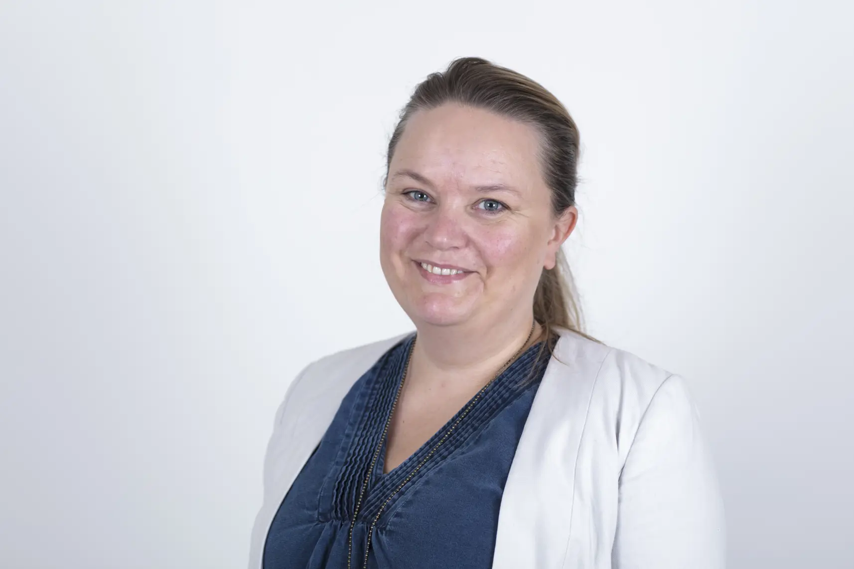 Antia Menztoni-Einarsen