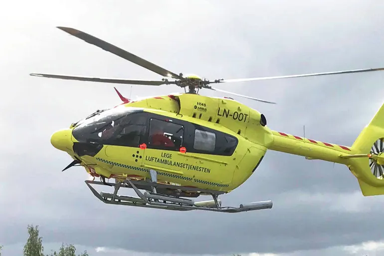 Ambulansehelikopter i lufta