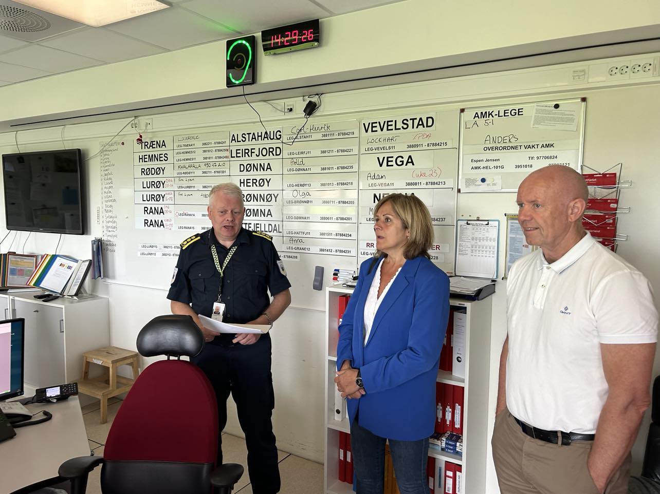 Marit Lind og Ola Jøsendal besøker Helgelandssykehuset Sandnessjøen