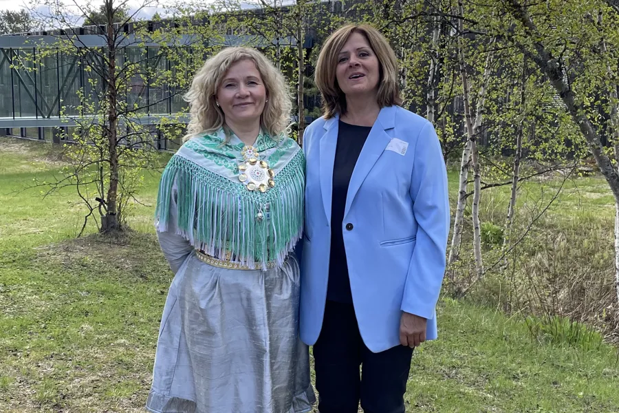 Direktør i Sametinget, Inger Marit Eira-Åhrén, og adm. direktør i Helse Nord, Marit Lind.