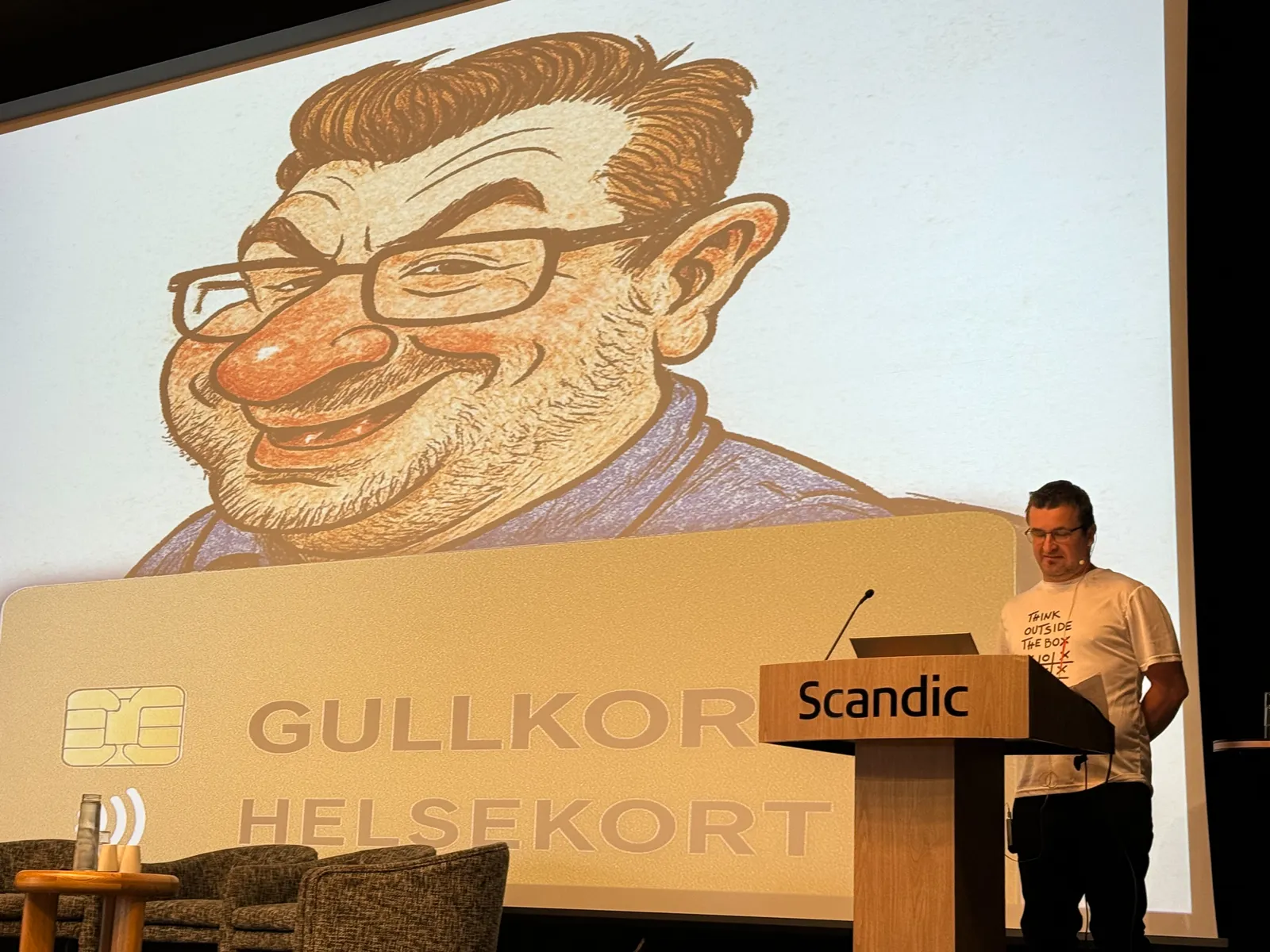 Mann på talerstol
